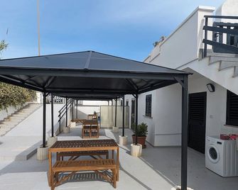 Residence Orizzonte Blu - Torre Vado - Patio