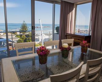 Blaauw Village Guest House - Ciudad del Cabo - Comedor
