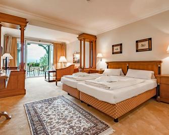 Hotel Hollweger - Sankt Gilgen - Bedroom