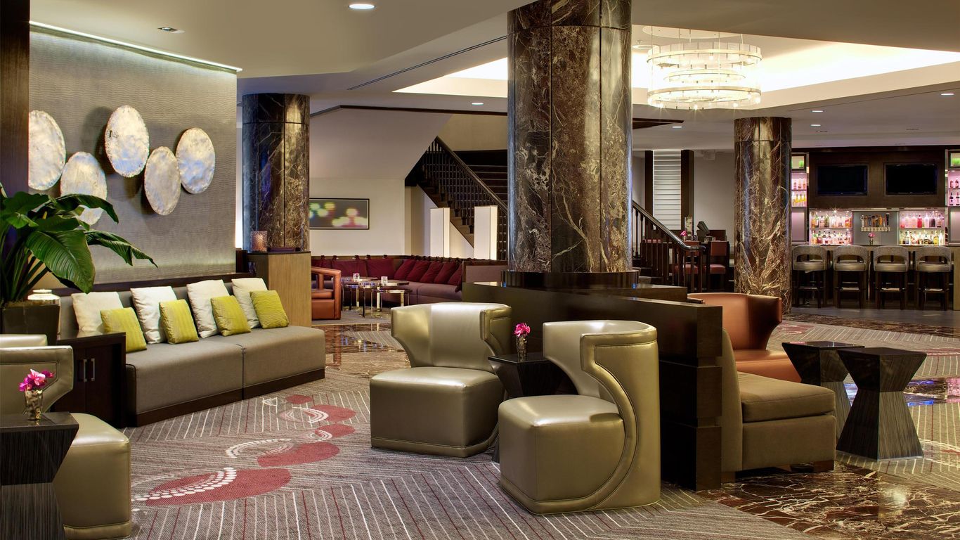 حياة ريجنسي بوسطن