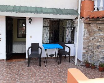 Casa Vista Hermosa Quito - Quito - Patio