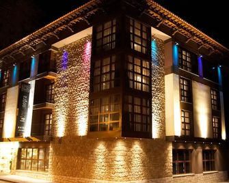 Hotel La Trufa Negra - Mora de Rubielos - Building