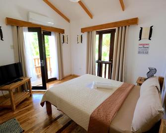White Villas Resort - Siquijor - Bedroom