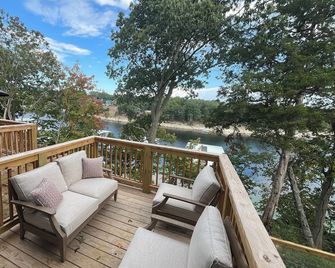 New Lakefront Condo on Herrington Lake Lancaster - Walk to the Marina! - Lancaster - Balcón