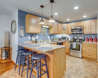 'foxes Den' w/ Hot Tub, Pool Table & Fire Pit! - Troy - Cuisine