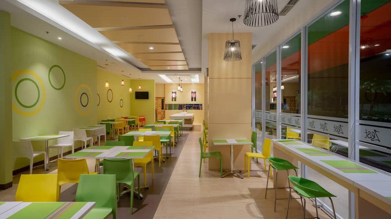 Zest Harbour Bay Batam by Swiss-Belhotel International