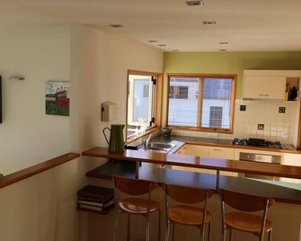 Comfortable 4 Bedroom house at Ohope Beach - Whakatane