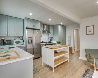 Hip Walkable Neighborhood: Condo in San Diego - San Diego - Cocina