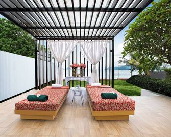 Nariya Bayfront Phuket - Rawai - Innenhof