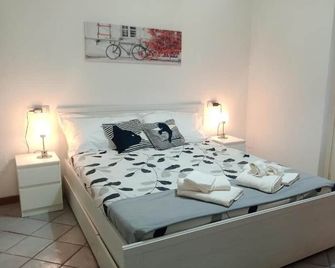 The Happy Place Montecatini - Montecatini Terme - Soverom