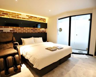 Incheon Illuwa Hotel - Incheon - Bedroom