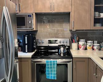 Room in townhouse - Vancouver - Kitchen