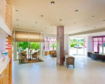 Pashos Hotel - Kriopigi - Lobby