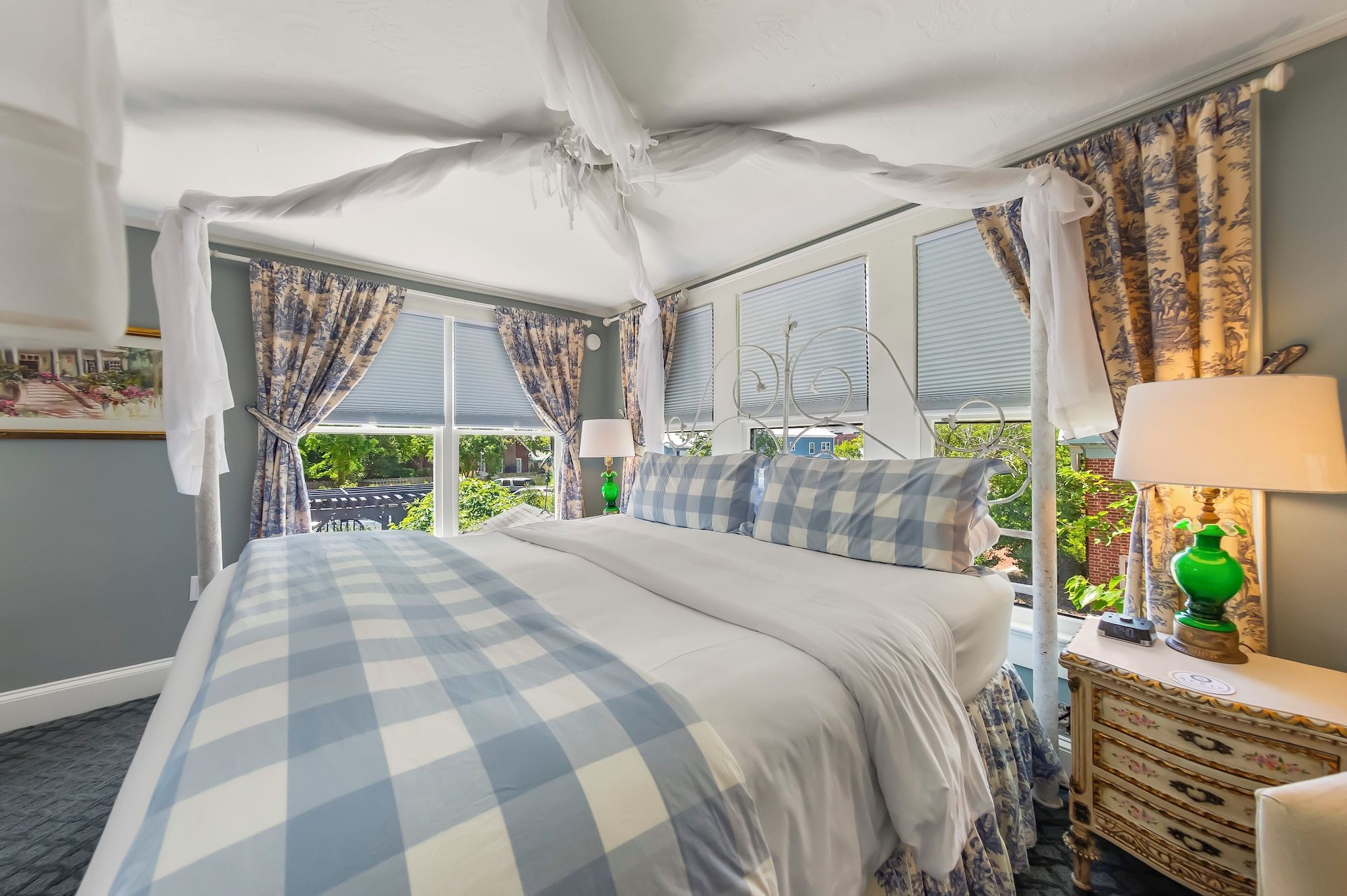 Aerie Bed & Breakfast - New Bern