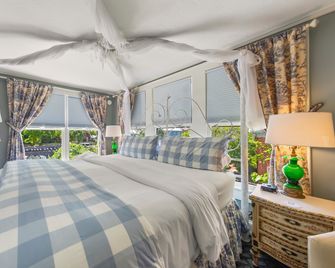 Aerie Bed & Breakfast - New Bern