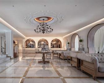 Saint John Hotel Villas & Spa - Agios Ioannis - Lobby