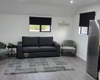 ميكروتل لودج - هاملتون - غرفة معيشة