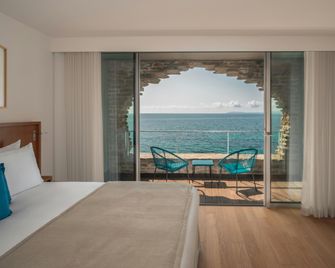 Hotel Les Roches - Relais & Chateaux - Le Lavandou - Schlafzimmer