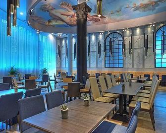 Astera Hotel & Spa With Free Private Beach - Golden Sands - Restaurant