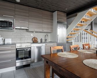 Spacious & Cozy 2BR Cabin at Riihivuori Peak - Jyväskylä - Keittiö