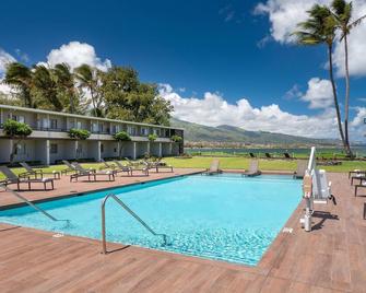 Fun for the Whole Family! 3 Poolside Units, Minutes to Iao Valley State Park! - Kahului - Pool