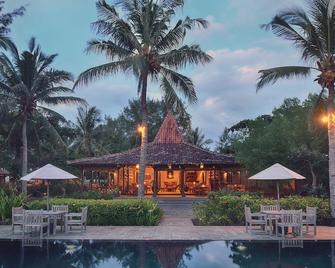 Desa Dunia Beda Resort - Mataram - Patio