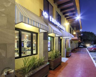 Hotel La Pinta - Ensenada - Edificio