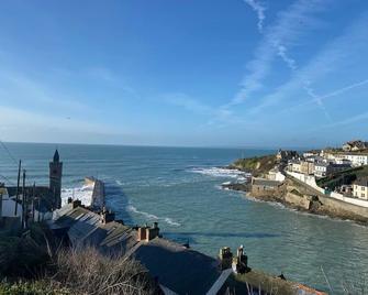 The Old Post Office - Helston - Beach