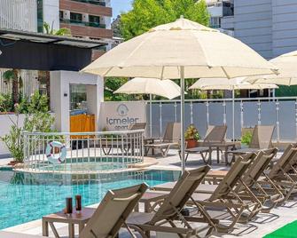 içmeler apart dream - Marmaris - Svømmebasseng