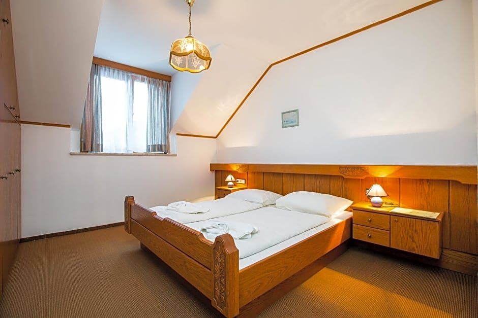 Hotel Seelacherhof - Sankt Kanzian - חדר שינה