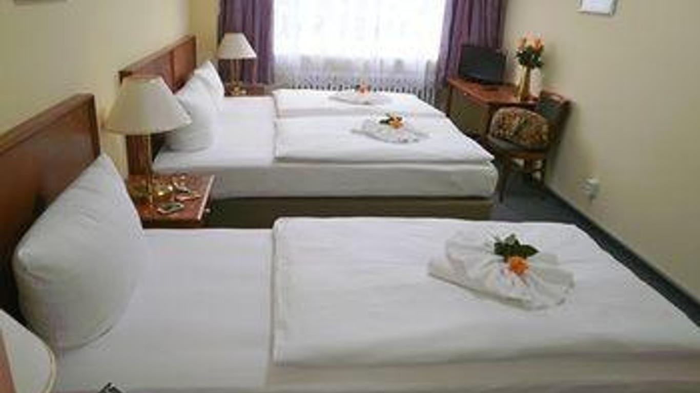 Hotel Amadeus Central