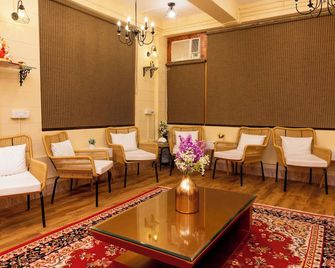 Hotel Chandan Heritage - Bhubaneswar - Lounge