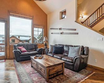 Hygge Hideaway - Winter Park - Salon