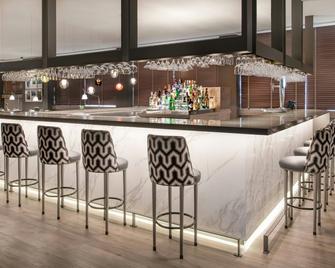 AC Hotel by Marriott Alicante - Alicante - Lounge