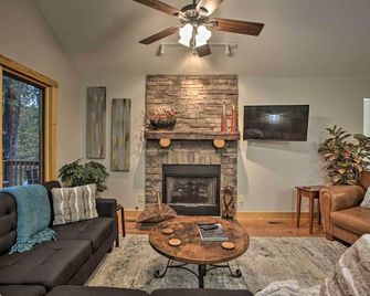 Whispering Pines with Wintergreen Advantage - Roseland - Sala de estar