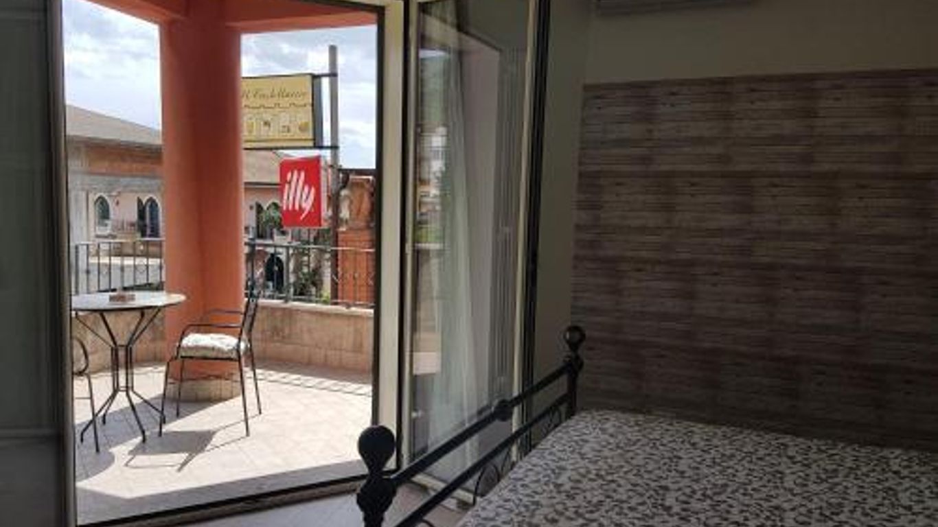 La Porta dell'Alcantara