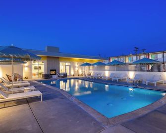 The Imperial - ืืืืงืืจืงื - ืืจืืื