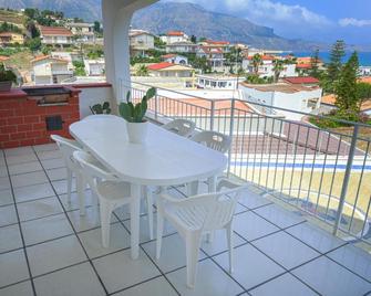 Villa Trinacria Apartments - Alcamo - Balcone