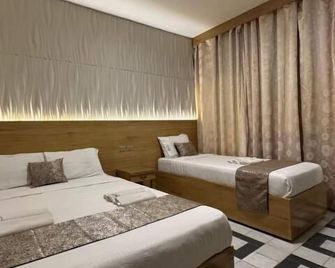 Bamboo Garden Business Inn - Dipólog