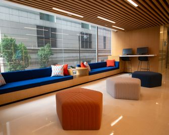 Holiday Inn Express Hong Kong Causeway Bay By IHG - Hong Kong - Lounge