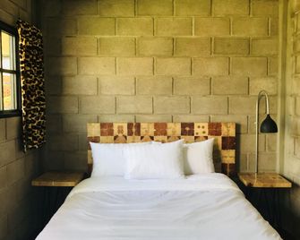 Cálido Cosmos Hotel - Cholula - Schlafzimmer