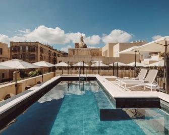 San Karlu - Valletta - Basen