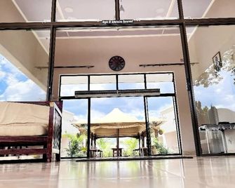 Bhejane Lodge - Victoria Falls - Lobby