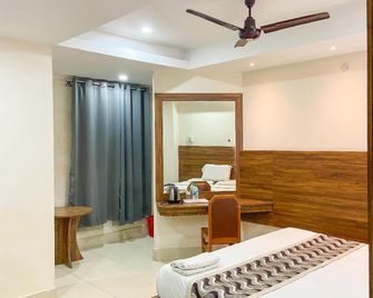 Hotel Ambarish - Guwahati - Bedroom