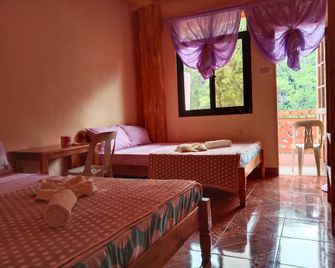 Kanip AW Pines View Lodge - Sagada - Bedroom