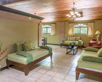 Kayak Lodge - Quepos - Living room