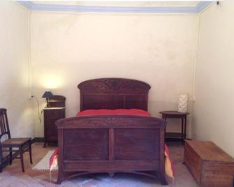 Cal Cisteller Argelaguer - Sant Ferriol - Schlafzimmer