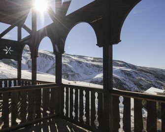 Hotel Ghm Monachil - Pradollano - Balcón