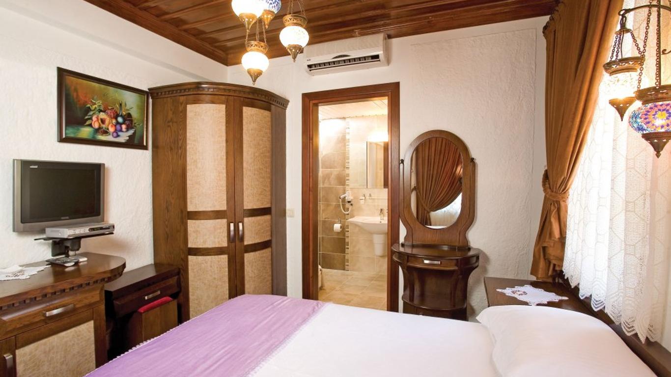 Cicerone Lodge Hotel