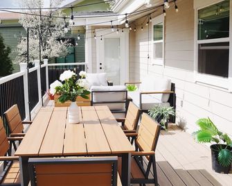 A Luxury Yosemite Retreat - Mariposa - Balcony
